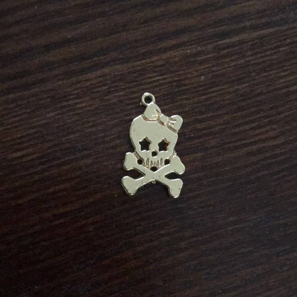 SKULL PENDANT โ ๏ธ๐ - Picture 2 of 2